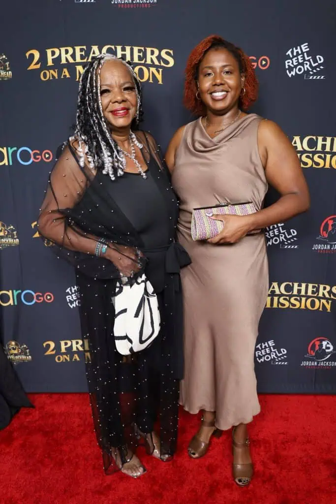 '2 Preachers On A Mission' Premiere Gets Eye-opening Welcome 9 2 Preachers atl premiere red carpet guestsIMG 6629 X4