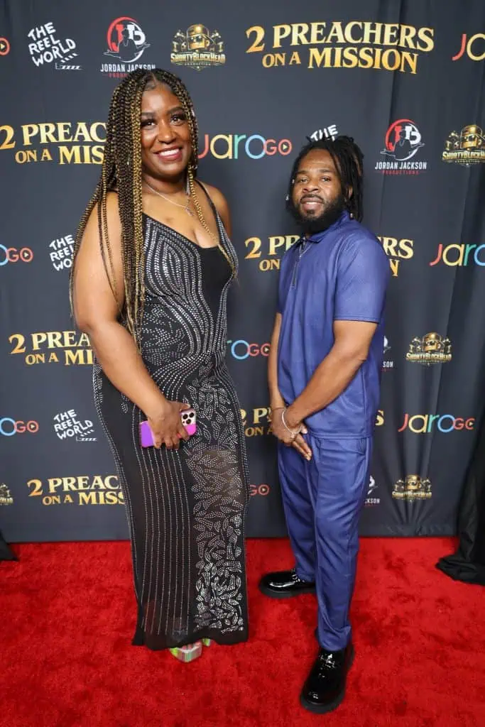 '2 Preachers On A Mission' Premiere Gets Eye-opening Welcome 8 2 Preachers atl premiere red carpet guests IMG 6561 X4